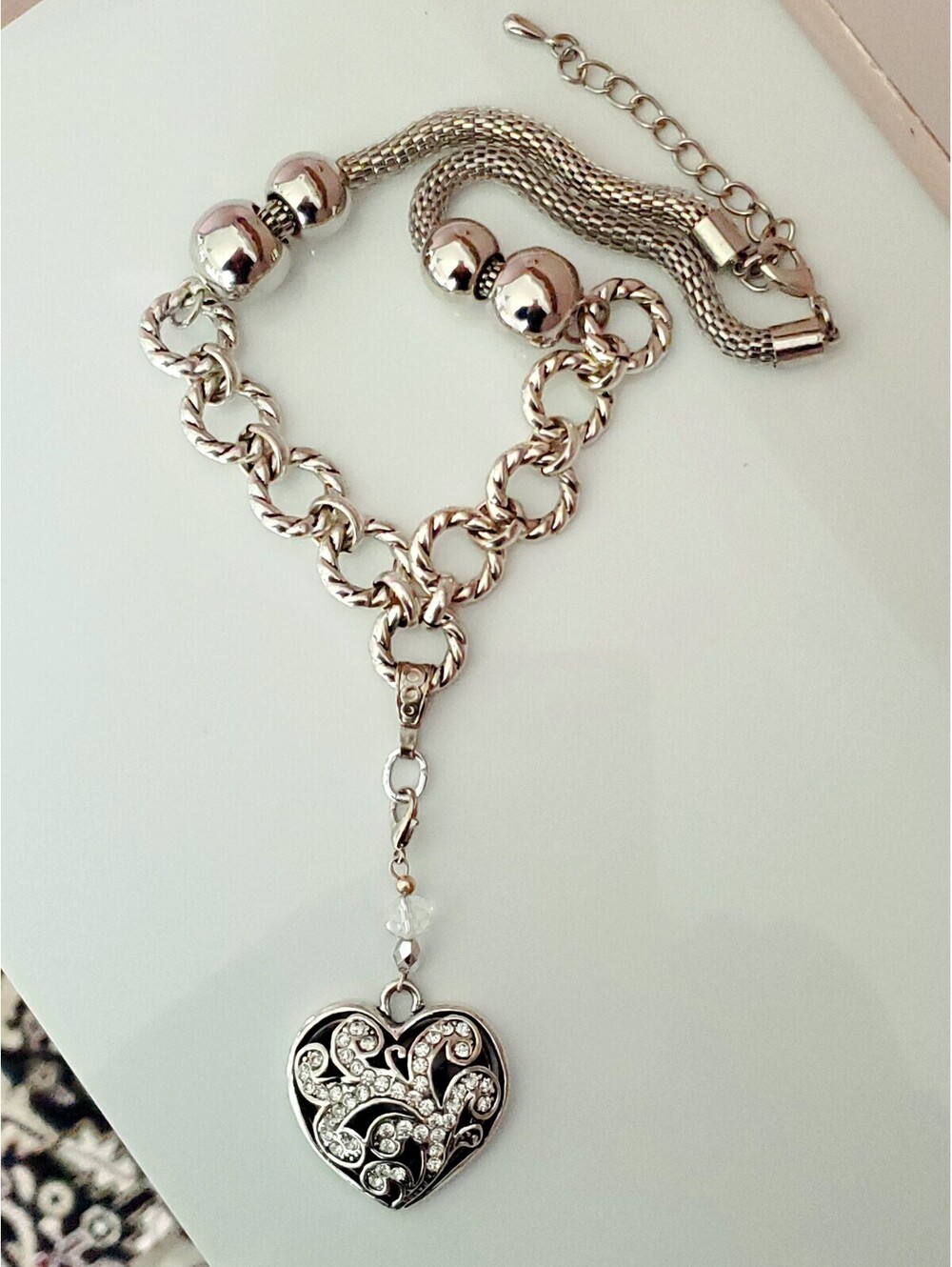 Open Scroll Heart Pendant Lariat Silver-tone Necklace